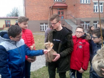 Akcja 100 drzew na 100-lecie województwa łódzkiego w szkole w Widawie, <p>Archiwum OT SPK</p>